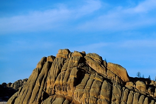 포토 JPG 주간 해외풍경 아시아 외국문화 자연 바위산 산 풍경 사람없음 야외 절벽 몽골 암벽 기암절벽 국내포토 자연요소 해외 나라 문화 돌산 생태계 파일형식