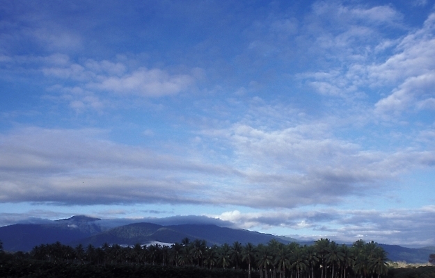 포토 JPG 주간 구름 해외풍경 외국문화 백그라운드 자연 하늘 산 풍경 사람없음 야외 오세아니아 파푸아뉴기니 국내포토 자연요소 해외 나라 문화 생태계 파일형식