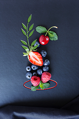 포토 JPG 해외이미지 모양 라이프스타일 열매 음료 음식 스포츠 백그라운드 다이어트 과일 재료 자연 딸기 디저트 건강 사람없음 빨간색 초록색 식사 칠판 주스 에너지 신선 칵테일 달콤 아침식사 씻기 혼합 허브 메뉴 분필 유기농 블루베리 상승 아로마 블랙베리 내추럴 떨림 스무디 디톡스 해외포토 식물 웰빙 컬러 컨셉 모션 주류 생활 청결 맛 초크 생태계 파일형식 이미지허브