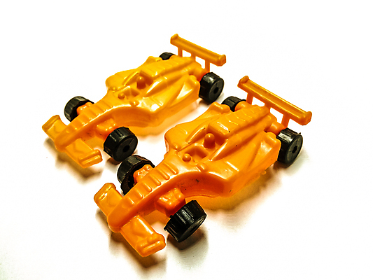 포토 JPG 해외이미지 백인 모델 행복 도로 어린이 스포츠 여행 백그라운드 컨셉 비즈니스 교통시설 자동차 놀이 추상 소년 사람없음 빨간색 컬러풀 장난감 노란색 기계 운전 수확 흰색 레이싱 바퀴 수리 휘발유 정상 작음 주차 심볼 오브젝트 속도 머리위 걸음마 고립 자동 해외포토 서양인 남자 감정 길 육상교통 컬러 교통 무늬 농업 모션 사람 시합 석유 크기 시설 파일형식 이미지허브