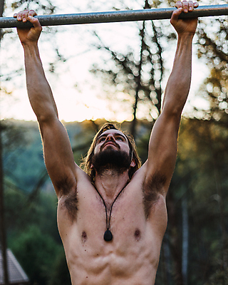 포토 JPG 해외이미지 주간 남자 근육 한명 성인 야외 운동 헬스 힘 보디빌딩 보디빌더 근육질 성인남자한명만 해외포토 자연요소 1 건강 사람 몸매 남자한명만 성인남자만 파일형식 이미지허브