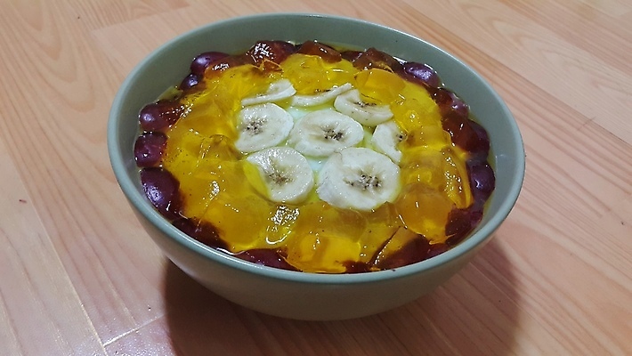 포토 JPG 해외이미지 전통 음식 백그라운드 과일 재료 디저트 건강 요리 사람없음 목재 노란색 빵집 신선 조미료 달콤 맛 설탕 크림 서빙 토핑 푸딩 고립 시나몬 페스츄리 핸드메이드 캐러멜 해외포토 나무 빵 컬러 컨셉 상점 향미료 파일형식 이미지허브