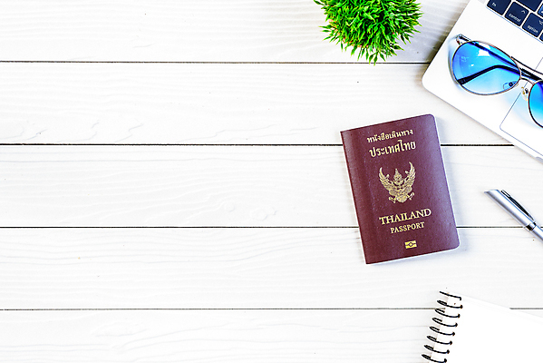 포토 JPG 해외이미지 나무 안경 여행 백그라운드 컨셉 지도 비즈니스 장신구 태국 탁자 휴가 선인장 사람없음 목재 책 파란색 노트북 스마트폰 컴퓨터 선글라스 세계 사무실 펜 유행 우주 공책 수확 흰색 시간 업무 티켓 플랫 정상 손목시계 책상 오브젝트 여권 머리위 위치 해외포토 식물 잡화 아시아 시계 컬러 가구 농업 재료 문구용품 전자제품 핸드폰 스마트기기 필기구 작업 파일형식 이미지허브