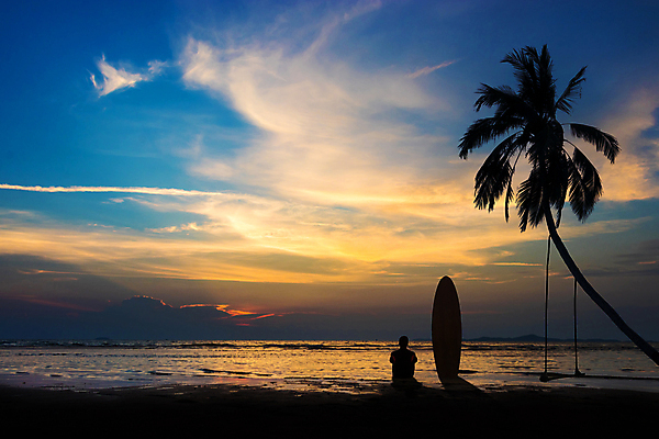 포토 JPG 해외이미지 나무 라이프스타일 남자 행복 실루엣 스포츠 파도 바다 포즈 자연 하늘 휴가 따뜻함 손바닥 한명 앉기 소년 야외 물 여름 컬러풀 운동 평화 일출 일몰 수상스포츠 서핑보드 서핑 승차 저녁 하와이 발리 장면 태평양 코코넛 서퍼 해외포토 자연요소 식물 1 손 계절 감정 어린이 컬러 섬 컨셉 과일 모션 운동선수 촬영기법 건강 사람 생활 노을 미국 보드_스포츠 야간 생태계 인도네시아 파일형식 이미지허브