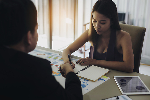 포토 JPG 해외이미지 디자인 백그라운드 컨셉 패턴 비즈니스 통신 추상 미래 설계 사람 두명 사무실 디지털 자료 정보 비즈니스맨 감각 발표 선택 암호 큼 예측 분석 정사각형 만들기 혁명 경영 마케팅 혼란 해외포토 도형 남자 무늬 모션 직장인 크기 파일형식 이미지허브
