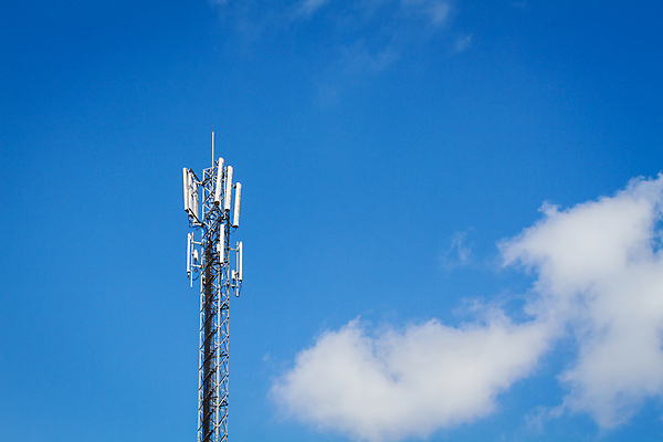 포토 JPG 해외이미지 접시 산업 밭 건축양식 통신 하늘 모바일 세포 안테나 사람없음 건물 파란색 스마트폰 글로벌 탑 자료 장비 인공위성 도시 네트워크 전자레인지 역 정상 접속 무선전화기 전화기 라디오 신호 방송 전염 봉 철탑 돛대 전송 방사선 송신기 철강 셀룰러 해외포토 식기 건축물 건축 컬러 농업 교통시설 전자제품 핸드폰 스마트기기 가전제품 레인지 질병 감염 파일형식 이미지허브