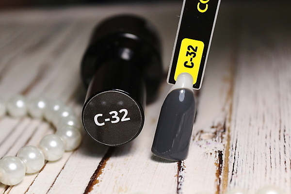 포토 JPG 해외이미지 디자인 여자 백그라운드 미술 사람없음 장식 컬러풀 유행 페인트 화장품 흰색 못 팔레트 손톱관리 손톱 광택 고립 니스 돌봄 팁 해외포토 손 컬러 모션 문화예술 사람 뷰티 공구 네일아트 파일형식 이미지허브