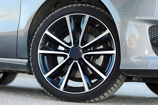 포토 JPG 해외이미지 모델 라이프스타일 디자인 스포츠 여행 십자가 일러스트 교통시설 자동차 사람없음 검은색 경쟁 공연 운전 바퀴 발표 고급 우아함 속도 타이어 엔진 모터 범퍼 엘리먼트 조율 스타일 디테일 해외포토 육상교통 컬러 교통 컨셉 모션 이벤트 생활 시설 파일형식 이미지허브