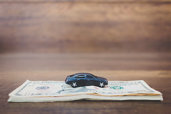 포토 JPG 해외이미지 백그라운드 컨셉 돈 비즈니스 교통시설 자동차 사람없음 금융 장난감 세일 달러 재산 구매 가격 투자 연료 가치 보험 계산서 대출 렌탈 자동 해외포토 육상교통 교통 경제 쇼핑 시설 파일형식 이미지허브