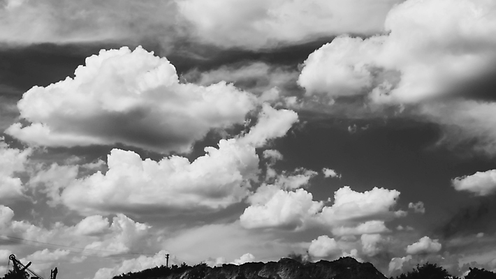 포토 JPG 해외이미지 구름 백그라운드 컨셉 자연 하늘 바람 날씨 추상 풍경 사람없음 여름 파란색 빛 햇빛 환경 검은색 어둠 황혼 회색 흰색 분위기 변화 위험 질감 장면 폭풍 천국 솜털 흐림 내추럴 기후변화 뇌우 재앙 폭풍우 해외포토 자연요소 계절 컬러 무늬 태양 일몰 비_날씨 자연재해 생태계 파일형식 이미지허브