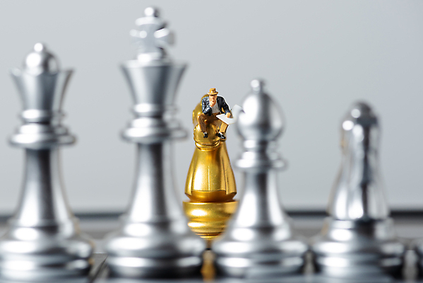 포토 JPG 해외이미지 조각 백그라운드 컨셉 비즈니스 놀이 성공 사람없음 검은색 경쟁 도전 게임 흰색 체스말 체스 계획 대표 왕 리더 싸움 체스판 여왕 지능 필승 해외포토 컬러 모션 우승 말_게임 파일형식 이미지허브