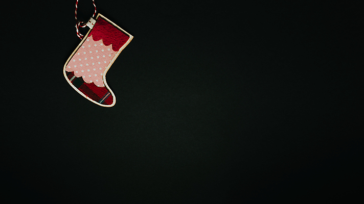 포토 JPG 해외이미지 행복 별 리본 종이 크리스마스장식 텍스트 공 새로움 프레임 요정 뿔 파노라마 선물 사람없음 장식 가로 빛 파티 유행 우주 축제 소리 장식볼 인사 눈송이 화려 황금 모서리 고급 우아함 은색 심볼 레이아웃 초대 꽃가루 여의주 목업 스타일 카피스페이스 미니멀 해외포토 자연요소 감정 컬러 컨셉 크리스마스 눈_날씨 촬영기법 이벤트 공백 예절 가루 파일형식 이미지허브