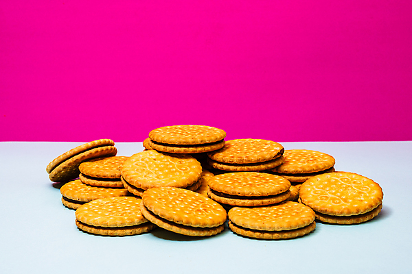 포토 JPG 해외이미지 음식 백그라운드 디저트 건조 샌드위치 사람없음 갈색 크래커 쿠키 초콜릿 식사 빵집 원형 닫기 달콤 맛 아침식사 잼 설탕 굽기 먹기 가득함 크림 칼로리 코코아 고립 카카오 페스츄리 해외포토 도형 음료 빵 컬러 컨셉 모션 상점 소스_음식 구이 파일형식 이미지허브