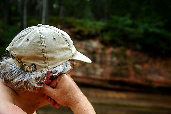 포토 JPG 해외이미지 나무 남자 호수 바다 여행 자연 휴가 휴식 한명 사람 야외 초록색 물 여름 강 태양 평화 수영 절벽 떨어짐 숲 암초 노젓기 라트비아 줄서기 해외포토 자연요소 식물 1 계절 컬러 컨셉 모션 북유럽 수상스포츠 생태계 파일형식 이미지허브