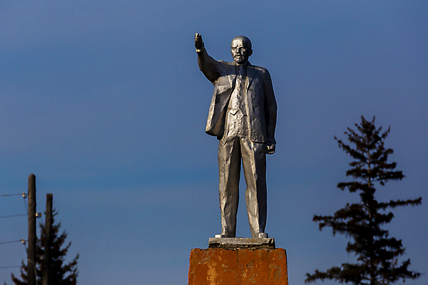 포토 JPG 해외이미지 공원 조각 백그라운드 하늘 미술 사람없음 조각상 역사 심볼 리더 정사각형 러시아 헝가리 천연기념물 혁명 공산주의 러시아인 부다페스트 소비에트 우크라이나 해외포토 도형 서양인 공공시설 유럽 컨셉 문화예술 조형물 동유럽 파일형식 이미지허브