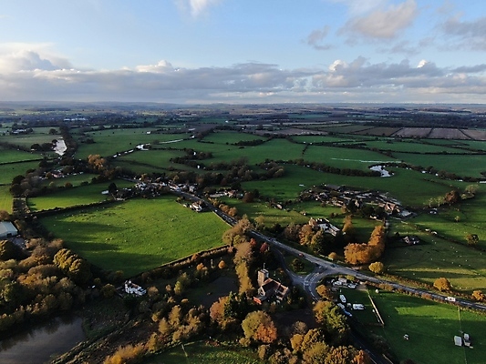 포토 JPG 해외이미지 하늘 영국 잉글랜드 풍경 사람없음 초록색 교회 시골 조감도 해외포토 유럽 컬러 종교건축 건물 파일형식 이미지허브