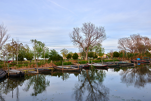 포토 JPG 해외이미지 나무 식물 구름 호수 자연 낚시 풍경 사람없음 물 파란색 강 일출 일몰 새벽 보트 스페인 숲 포트 발렌시아 해외포토 자연요소 유럽 컬러 배_교통 레저 노을 생태계 파일형식 이미지허브