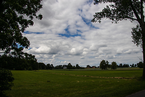 포토 JPG 해외이미지 구름 외관 계절 여행 백그라운드 밭 농업 자연 하늘 따뜻함 풍경 사람없음 야외 초록색 여름 환경 시골 땅 스카이라인 폴란드 내추럴 해외포토 자연요소 유럽 산업 컬러 생태계 파일형식 이미지허브