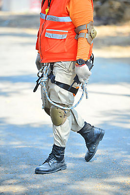 포토 JPG 해외이미지 계절 행복 밧줄 스포츠 포즈 가족 자연 산 건강 안전 사람 사람없음 야외 운동 장비 흰색 긴급 업무 도움 구출 위험 사건 오르기 응답 해외포토 감정 줄 컬러 컨셉 관계 모션 작업 생태계 파일형식 이미지허브