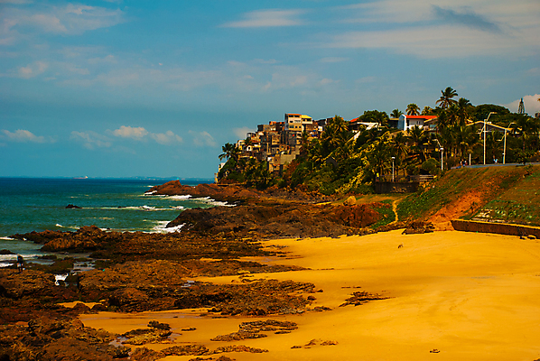 포토 JPG 해외이미지 나무 모래 파도 바다 여행 우산 자연 휴가 손바닥 풍경 사람없음 가로 물 여름 파란색 도시풍경 태양 맑음 축구 미국 목욕 도시 만 보트 가득함 브라질 대서양 남쪽 파라다이스 브라질사람 해외포토 자연요소 식물 손 계절 컬러 북아메리카 배_교통 날씨 구기 청결 남아메리카 방향 생태계 파일형식 이미지허브