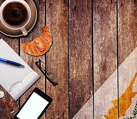 포토 JPG 해외이미지 디자인 남자 종이 안경 커피 여행 백그라운드 컨셉 비즈니스 탁자 아침 직장 사람없음 목재 컵 스마트폰 핸드폰 사무실 펜 공책 공백 흰색 깃발 키보드 업무 그리기 정상 손목시계 책상 문서 페이지 머핀 해외포토 사이프러스공화국 주간 나무 식기 잡화 유럽 음료 빵 시계 컬러 가구 회사 재료 장신구 모션 문구용품 사람 전자제품 스마트기기 필기구 작업 파일형식 이미지허브