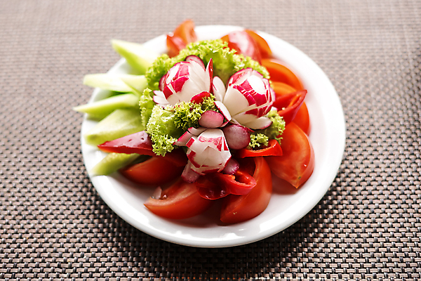 포토 JPG 해외이미지 접시 음식 빵 백그라운드 잎 다이어트 토마토 채소 재료 양파 오이 치즈 건강 요리 사람없음 빨간색 초록색 노란색 식사 저녁식사 당근 샐러드 흰색 신선 체리 사발 맛 상추 먹기 유기농 올리브 토스트 후추 바질 그리스인 점심식사 채식주의자 총각무 비건 해외포토 서양인 식물 식기 웰빙 열매 컬러 컨셉 과일 모션 유제품 뿌리채소 사기그릇 무 향신료 채식 파일형식 이미지허브