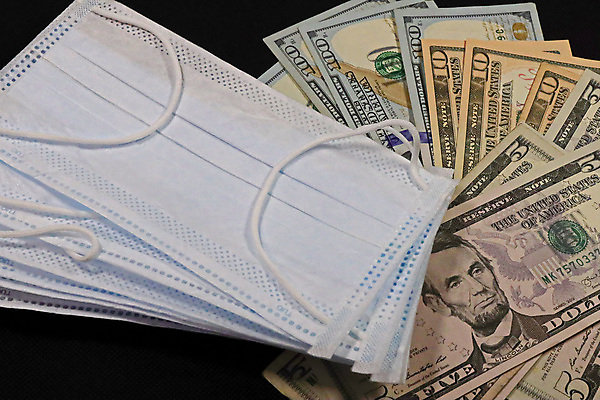 포토 JPG 해외이미지 얼굴 돈 비즈니스 건강 가면 사람없음 금융 경제 건강관리 달러 미국 저축 수술 바이러스 보호 질병 위험 가격 일회용 감염 계산서 백신 위기 전염병 해외포토 컨셉 북아메리카 의학 관리 신체부위 치료 재산 파일형식 이미지허브