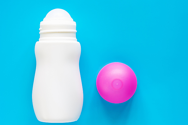 포토 JPG 해외이미지 여자 분홍색 신체 건강 사람없음 치료 파란색 우주 목욕 화장품 공백 흰색 신선 수비 보호 상품 컨테이너 약국 피부 향수 오브젝트 땀 향기 냄새 아로마 롤 향 패키지 테라피 악취 조제 데오드란트 돌봄 위생관리 해외포토 산업 컬러 컨셉 의학 모션 관리 사람 신체부위 뷰티 약 청결 만들기 파일형식 이미지허브