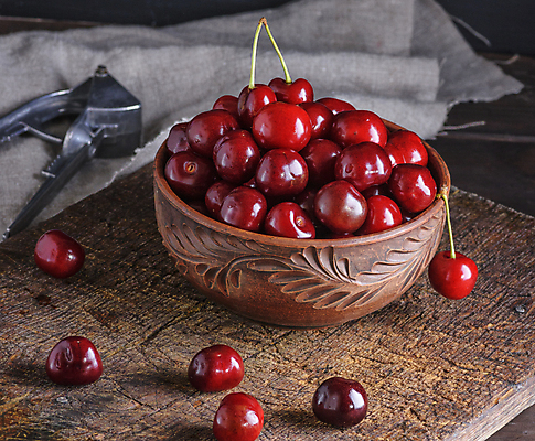 포토 JPG 해외이미지 실내 사람없음 체리 담기 나무그릇 해외포토 그릇 과일 모션 내부 목재 파일형식 이미지허브