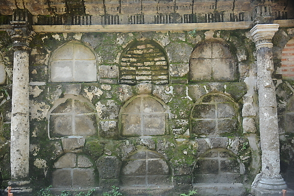 포토 JPG 해외이미지 공원 아시아 벽 여행 휴식 사람없음 정원 죽음 도시 일반 기간 스페인어 콘크리트 해외포토 공공시설 나라 컨셉 파일형식 이미지허브