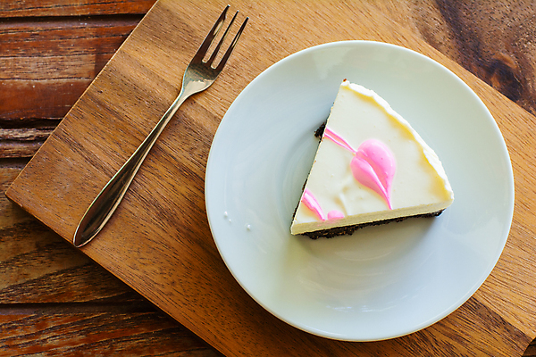 포토 JPG 해외이미지 접시 열매 음식 조각 백그라운드 포크 과일 디저트 치즈 사람없음 장식 빨간색 케이크 카페 빵집 추위 껍질 신선 체리 달콤 맛 시원함 잼 설탕 먹기 크림 페스츄리 핸드메이드 해외포토 식물 식기 빵 컬러 컨셉 모션 유제품 상점 소스_음식 파일형식 이미지허브