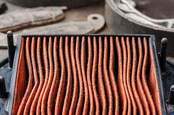 포토 JPG 해외이미지 산업 부분 교통시설 자동차 사람없음 자전거 오토바이 변화 수리 입자 보호 오브젝트 서비스 먼지 승객 고정 짐차 엔진 공학 유지 고립 교체 돌봄 엘리먼트 옛날 자동 중고 필터 해외포토 교육 육상교통 교통 컨셉 모션 바이크 시설 파일형식 이미지허브