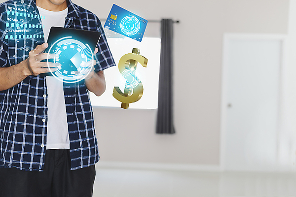 포토 JPG 해외이미지 백인 라이프스타일 응시 남자 행복 컨셉 돈 비즈니스 통신 성공 모바일 휴식 주택 실내 한명 사람 앉기 동양인 성인 금융 스마트폰 쇼핑 소파 방 구매 결제 온라인 해외포토 서양인 1 시선 감정 의자 모션 인종 내부 건물 생활 경제 핸드폰 스마트기기 재산 파일형식 이미지허브