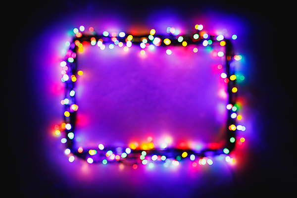 포토 JPG 해외이미지 모양 템플릿 디자인 배너 백그라운드 크리스마스 텍스트 추상 전등 조명 새해 프레임 사람없음 장식 파란색 빛 컬러풀 노란색 파티 보라색 축제 화환 어둠 램프 야간 엽서 철사 직사각형 내추럴 엘리먼트 주도 카피스페이스 해외포토 자연요소 도형 기념일 꽃 컬러 무늬 이벤트 공백 예절 편지 파일형식 이미지허브