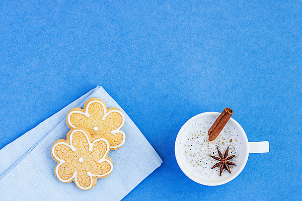 포토 JPG 해외이미지 전통 커피 음료 음식 백그라운드 크리스마스 다이어트 탁자 아침 디저트 건강 요리 사람없음 컵 초록색 파란색 갈색 쿠키 식사 봄 이탈리아 거품 카페 우유 수확 흰색 신선 뜨거움 달콤 맛 아침식사 유기농 날것 카푸치노 에스프레소 낭비 내추럴 라떼 마살라 무료 시나몬 해외포토 주간 식기 웰빙 계절 기념일 유럽 컬러 가구 컨셉 농업 유제품 상점 파일형식 이미지허브