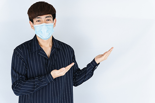 포토 JPG 해외이미지 남자 아시아 얼굴 백그라운드 비즈니스 건강 가면 한명 서기 안전 사람 동양인 소년 성인 약 중국 고통 흰색 업무 바이러스 보호 질병 방콕 두통 감염 먼지 알레르기 돌봄 인플루엔자 전염병 해외포토 1 감정 나라 어린이 컬러 컨셉 의학 모션 태국 인종 신체부위 작업 파일형식 이미지허브