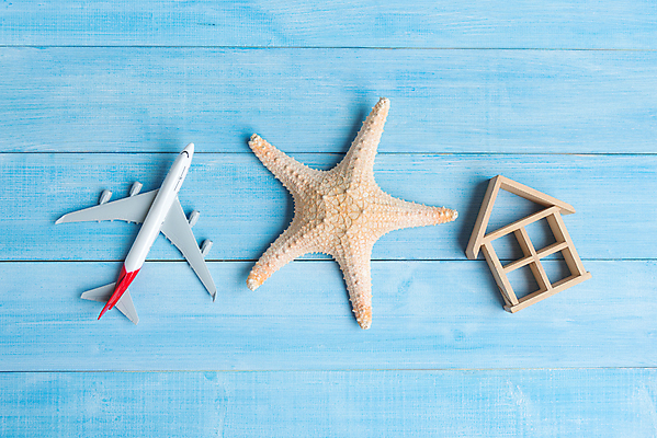 포토 JPG 해외이미지 라이프스타일 디자인 옷 안경 벽 여행 백그라운드 컨셉 패턴 장신구 탁자 표면 추상 휴가 바닥 사람없음 목재 여름 파란색 빛 스마트폰 유행 카메라 여행가방 수확 널 정상 질감 여권 짐싸기 내추럴 그런지 옛날 힙스터 해외포토 나무 잡화 계절 패션 컬러 가구 무늬 농업 가방 재료 생활 전자제품 핸드폰 스마트기기 파일형식 이미지허브