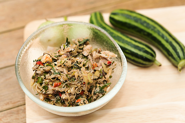 포토 JPG 해외이미지 전통 접시 음식 잎 다이어트 채소 태국 고추 밥 새우 건강 어류 요리 동양인 사람없음 초록색 식당 식사 저녁식사 펼침 샐러드 신선 맛 먹기 허브 매움 소금 발효 라임 코코넛 후추 남쪽 말레이시아 점심식사 섞기 인기 해외포토 식물 식기 아시아 컬러 컨셉 과일 모션 갑각류 인종 상점 수중동물 방향 향신료 파일형식 이미지허브