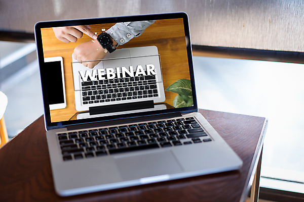 포토 JPG 해외이미지 직업 교육 컨셉 인터넷 비즈니스 통신 회의 사람 사람없음 단어 노트북 스터디 컴퓨터 디지털 웹 정보 작업 비즈니스맨 비즈니스우먼 네트워크 가르침 연결 강의 종업원 무선전화기 온라인 동영상 마케팅 세미나 소셜 온라인강의 프리랜서 네트워킹 웨비나 해외포토 문자 여자 남자 전자제품 학습 직장인 전화기 파일형식 언택트 이미지허브