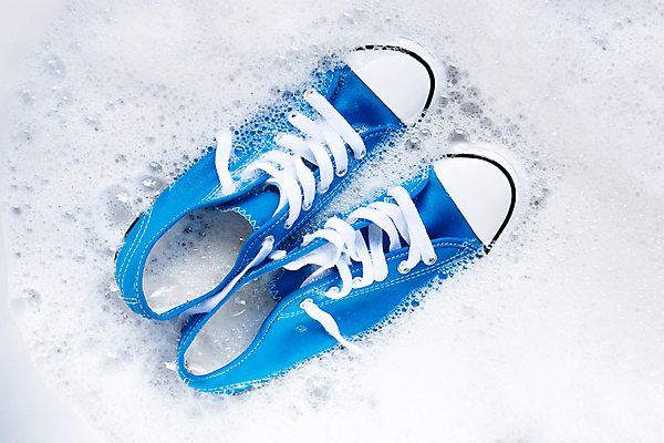 포토 JPG 해외이미지 운동화 사람없음 빨래 비누거품 해외포토 신발 가사 거품 파일형식 이미지허브