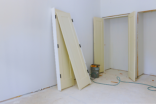 포토 JPG 해외이미지 직업 산업 벽 새로움 아파트 사람없음 내부 건물 목재 문 방 업무 수리 준비 고정 국회 건축업자 계약자 교체 복원 설치 리모델링 업그레이드 해외포토 나무 건축물 건축 컨셉 재료 주택 작업 계약 파일형식 이미지허브