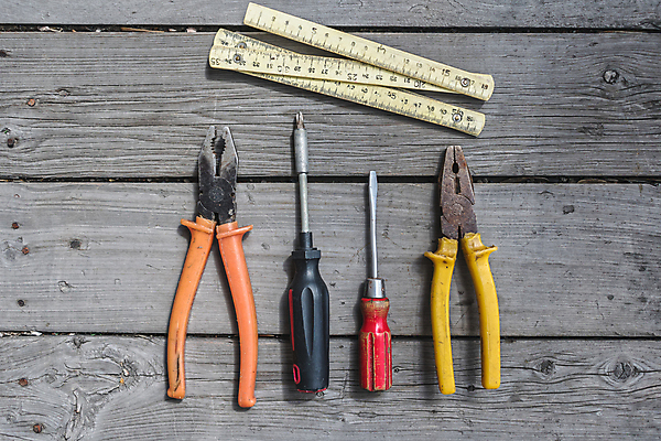 포토 JPG 해외이미지 직업 라이프스타일 산업 컨셉 가정 탁자 노동자 바닥 주택 집게 그림자 취미 사람없음 목재 세트 펜 금속 장비 회색 수확 공구 스패너 업무 그룹 작업실 엔지니어 수리 철 목수 오브젝트 서비스 목공예 작업도구 펜치 정비공 공학 조립 옛날 철강 프로젝트 카피스페이스 효과 해외포토 나무 교육 컬러 가구 농업 재료 재질 건물 생활 필기구 공백 도구 작업 기술자 공예 파일형식 이미지허브