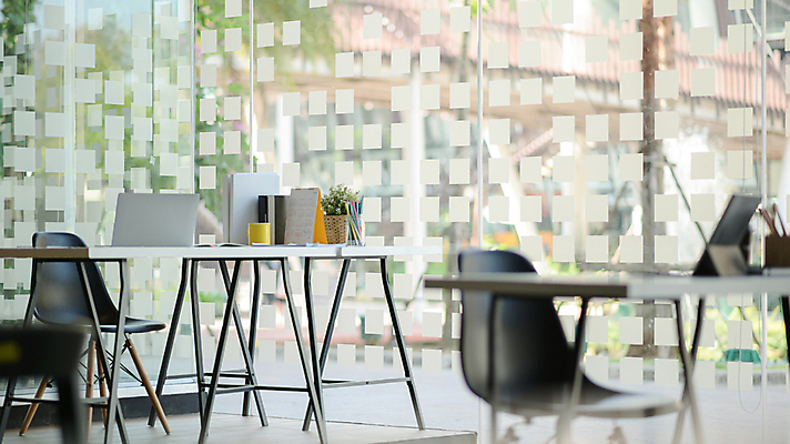 포토 JPG 해외이미지 직업 디자인 커피 가구 백그라운드 컨셉 의자 비즈니스 창문 탁자 주택 직장 실내 창조 사람없음 내부 목재 장식 노트북 빛 컴퓨터 사무실 알약 우주 모니터 사무용품 방 장비 흰색 업무 작업실 책상 목업 스타일 카피스페이스 해외포토 나무 음료 컬러 생활용품 회사 재료 문구용품 건물 전자제품 약 공백 작업 파일형식 이미지허브