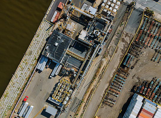 포토 JPG 해외이미지 식물 산업 바다 공장 교통시설 사람없음 환경 금속 항구 힘 화물 휘발유 석유 상업 탱크 연료 가스 수납 포트 디젤 조감도 터미널 파이프라인 화학물질 해외포토 교통 공업 재질 운송업 화학 시설 파이프_관 파일형식 이미지허브