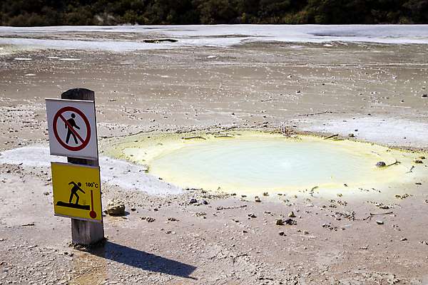 포토 JPG 해외이미지 공원 호수 여행 자연 새로움 경고 사람 풍경 사람없음 물 컬러풀 여행객 봄 뜨거움 더위 수증기 위험 사인 화산 뉴질랜드 조심 내추럴 전국 지열 지질학 해외포토 자연요소 계절 공공시설 교육 컬러 컨셉 날씨 산 오세아니아 생태계 파일형식 이미지허브