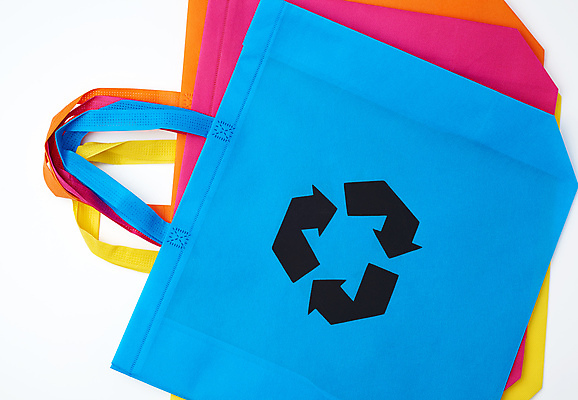 포토 JPG 해외이미지 실내 사람없음 자연보호 오브젝트 흰배경 에코 에코백 제로웨이스트 재활용표시 해외포토 백그라운드 가방 자연 표시 내부 환경 그린캠페인 재활용 흰색 보호 사회이슈 파일형식 이미지허브