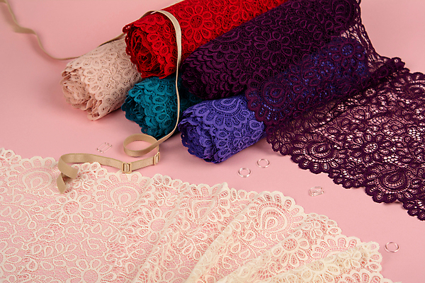 포토 JPG 해외이미지 디자인 드레스 리본 분홍색 결혼 백그라운드 꽃무늬 패턴 추상 사랑 사람없음 장식 초록색 빛 뷰티 유행 상점 수확 흰색 직물 화려 고급 우아함 바느질 실크 보따리 질감 복고 롤 테이프 부드러움 팬티 재단 핸드메이드 스타일 해외포토 레이스천 옷 꽃 감정 컬러 컨셉 무늬 농업 문구용품 이벤트 감각 속옷 파일형식 이미지허브