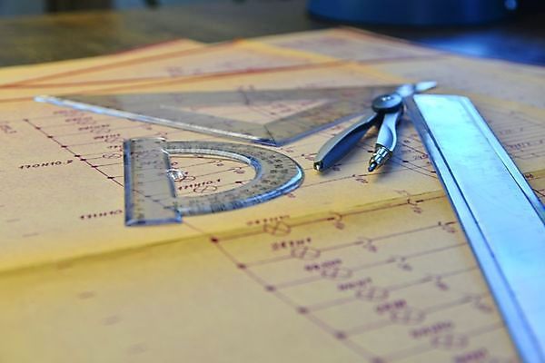 포토 JPG 해외이미지 디자인 산업 종이 과학 백그라운드 컨셉 건축양식 통신 주택 직장 자 설명 사람없음 건물 연필 힘 장비 에너지 과학기술 기구 공구 업무 그물 네트워크 플러그 계획 연결 건축가 스케치 그림 순환 전자 공학 물리학 철강 프로젝트 정확 해외포토 직업 건축물 교육 건축 회사 모션 문구용품 학용품 기술 미술 필기구 도구 작업 물리 파일형식 이미지허브