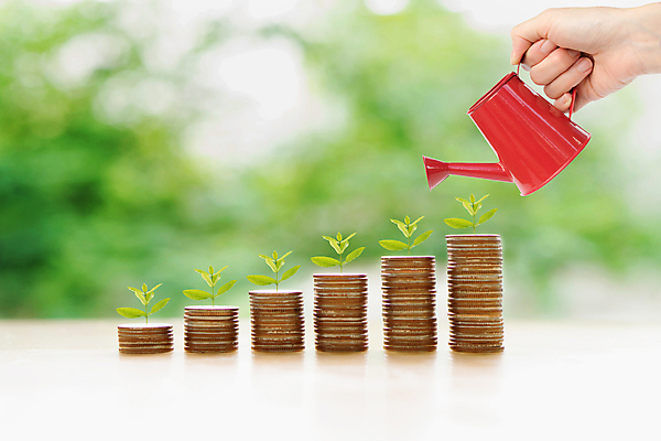 포토 JPG 해외이미지 나무 백그라운드 컨셉 돈 비즈니스 손가락 성공 그래프 아이디어 사람없음 신체부위 가로 초록색 금융 숫자 쌓기 동전 저축 성장 변화 재산 구매 자르기 사인 투자 수익 흙더미 진행 해외포토 식물 문자 손 컬러 모션 사람 경제 쇼핑 흙 파일형식 더미 이미지허브