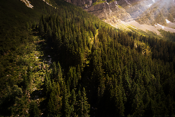 포토 JPG 해외이미지 나무 식물 계절 공원 여행 백그라운드 단풍 잎 오렌지 자연 산 안테나 풍경 사람없음 야외 목재 초록색 파란색 빛 노란색 환경 가을 정상 숲 내추럴 조감도 해외포토 공공시설 컬러 과일 재료 통신 생태계 파일형식 이미지허브